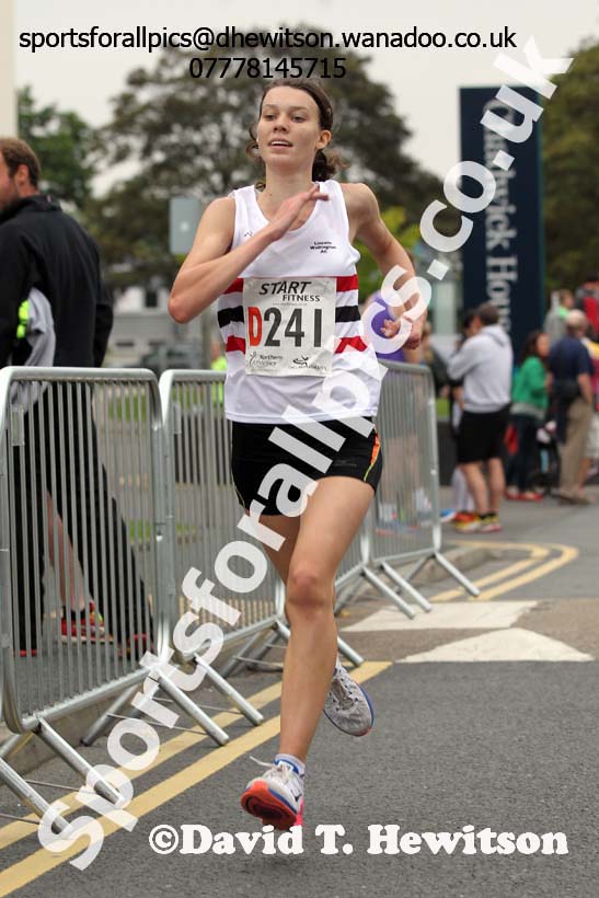 Senior womens Northern 4 Stage Road Relay, Warrington. Photo: David T. Hewitson/Sports for All Pics